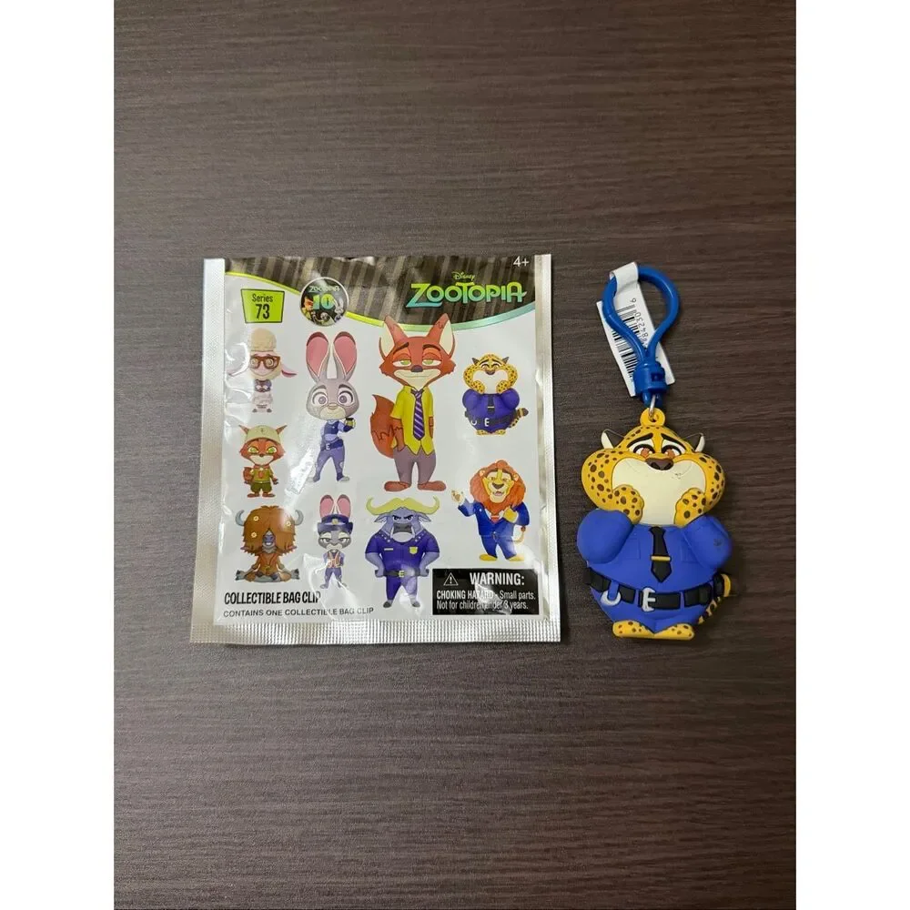 Disney Zootopia Series 73 Blind Bag Figural Bag Clip Keychain - Clawhauser